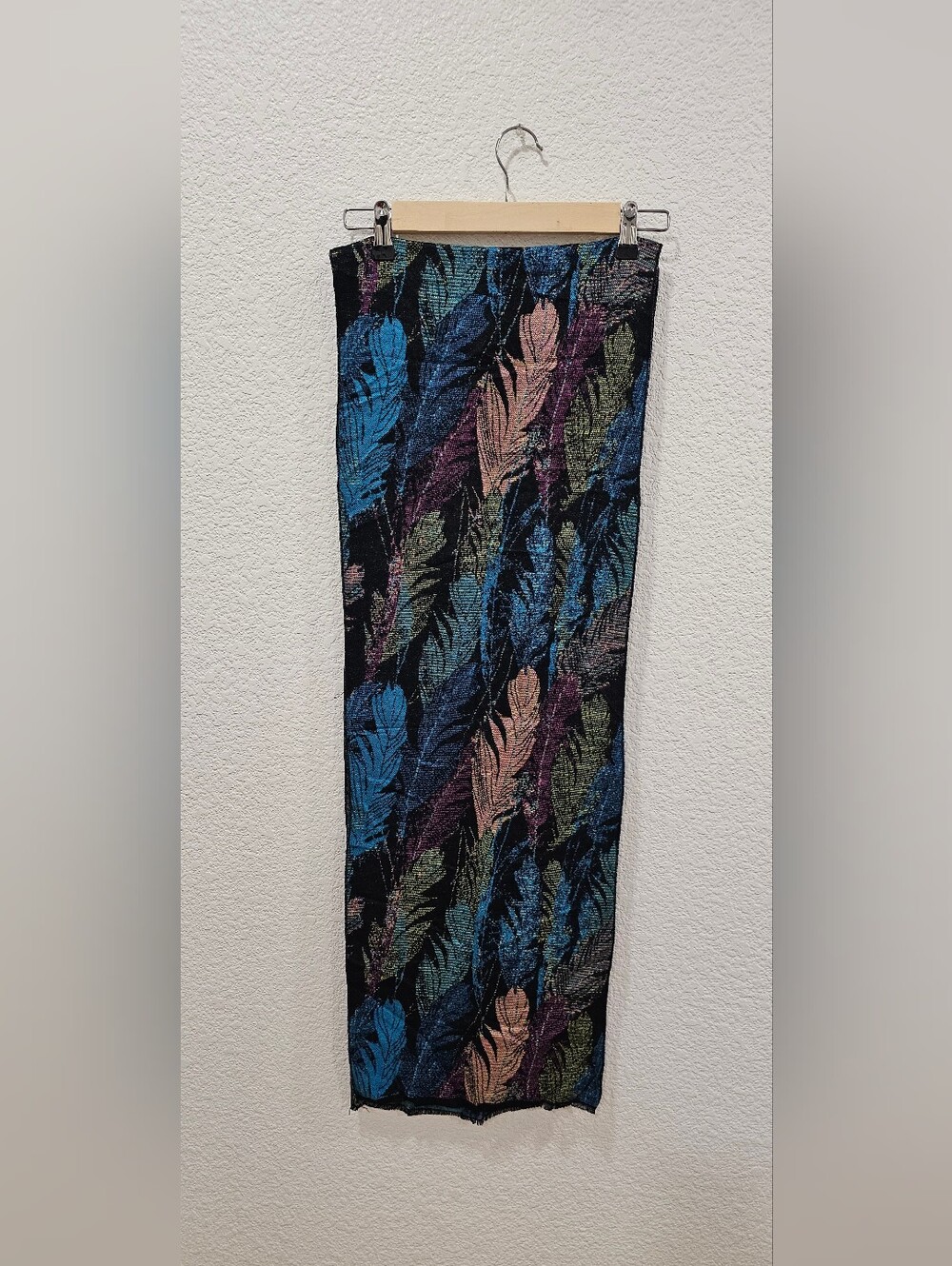 100% Cashmere Scarf Multicolor Feather Pattern Blue Purple Black 78 x 12